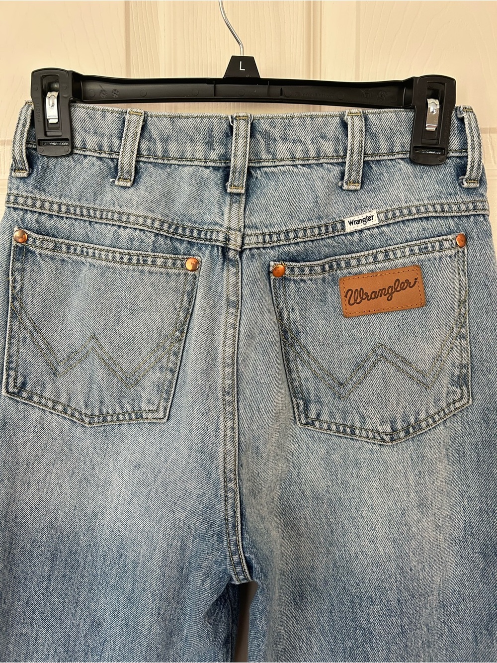 Wrangler Women’s Wild West 603 Jeans - Picture 5 of 7